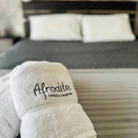 Afrodite Seaside ゲストハウス 3*