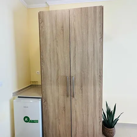 ゲストハウス Afrodite Seaside 3*